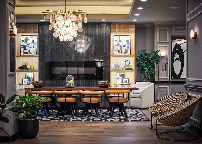 Claridge House Chicago, Tapestry Collection By Hilton Chicago