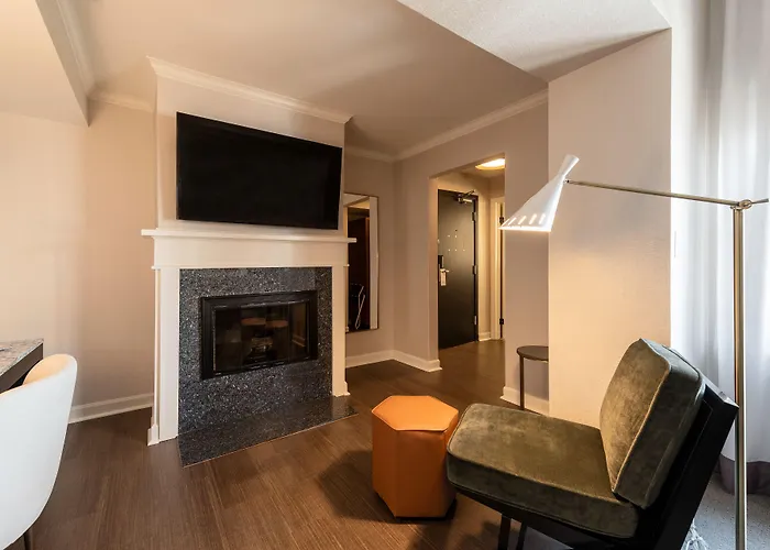 Claridge House Chicago, Tapestry Collection By Hilton Hotel 4*