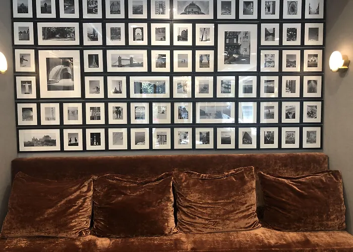 Claridge House Chicago, Tapestry Collection By Hilton 4*