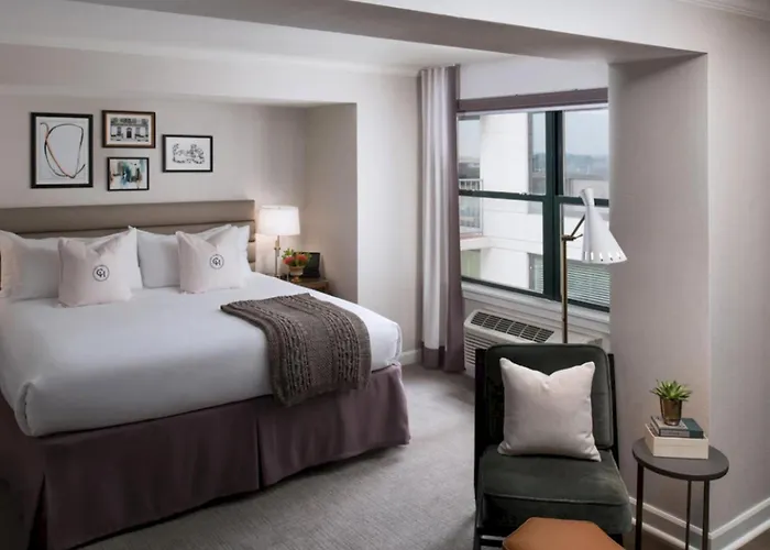 Claridge House Chicago, Tapestry Collection By Hilton Hotel 4*