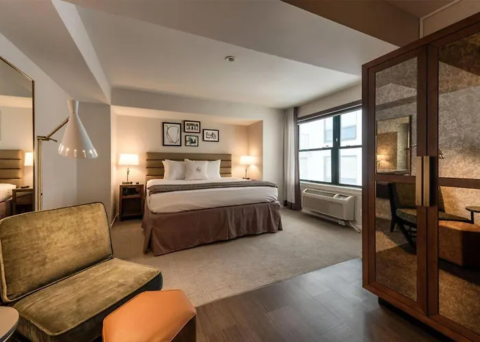 Claridge House Chicago, Tapestry Collection By Hilton Chicago