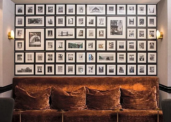 Hotel Claridge House Chicago, Tapestry Collection By Hilton