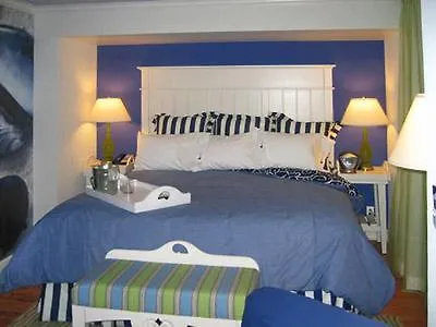 Claridge House Chicago, Tapestry Collection By Hilton 4* Chicago